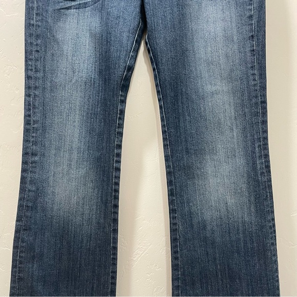 Cowgirl Tuff Co Jeans. Bootcut Women’s Size 28 Length 33 Studded Red Details - Picture 3 of 16